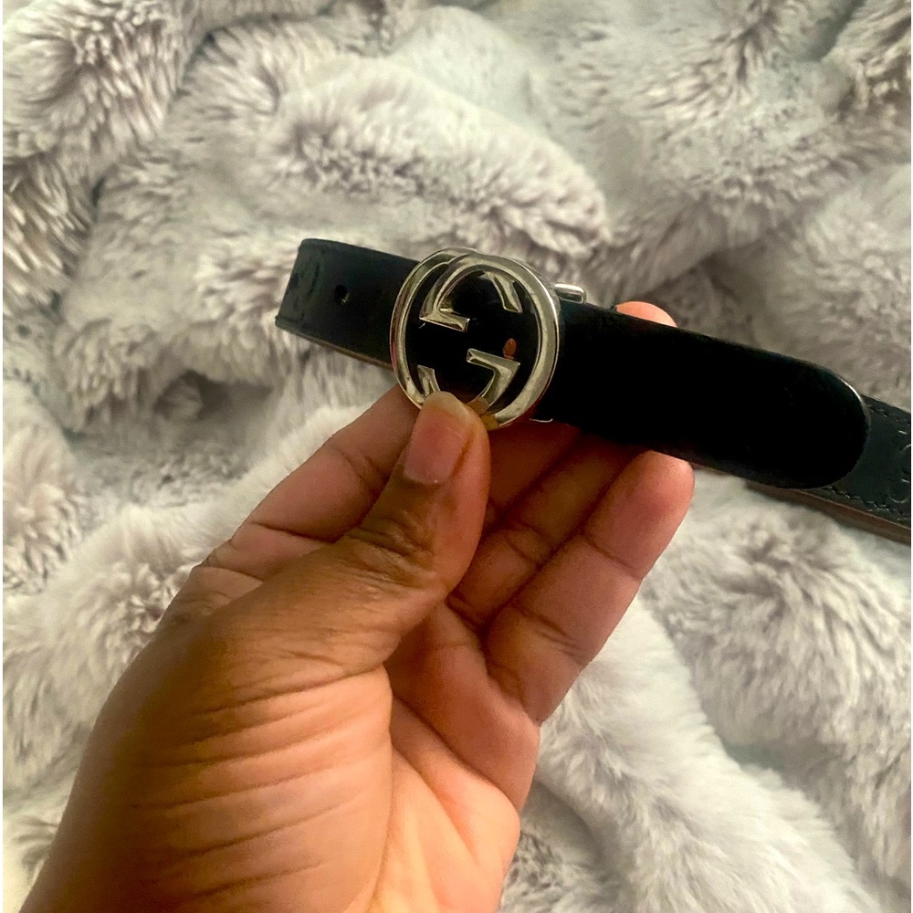 Size small. Authentic Gucci belt. black